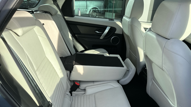 Land Rover Discovery Sport 2.0 D200 HSE 5dr Auto Diesel Station Wagon